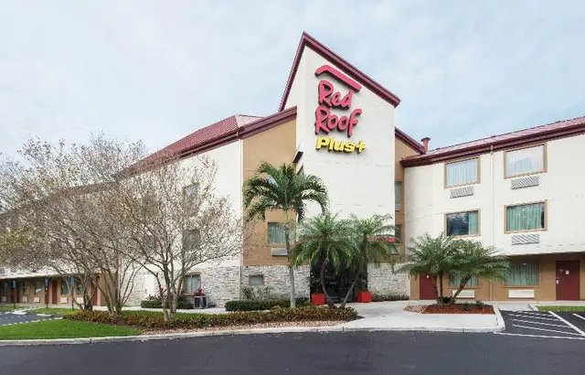 Red Roof PLUS+ West Palm Beach