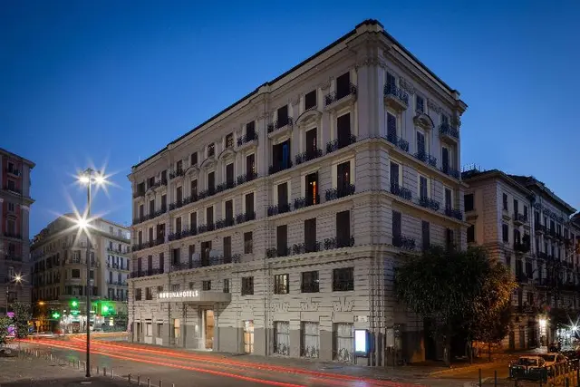 UNA HOTELS Napoli