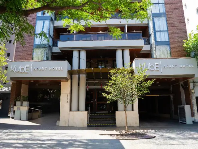 Kube Apartments