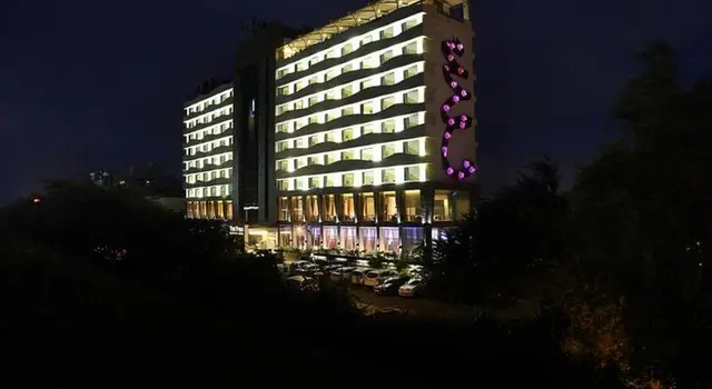 Fortune Select SG Highway Ahmedabad ITC Hotels