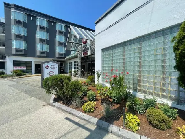 Best Western Plus Vancouver Airport Hotel