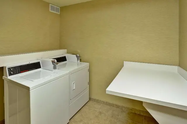 Hampton Inn Ft. Wayne/Dupont Road