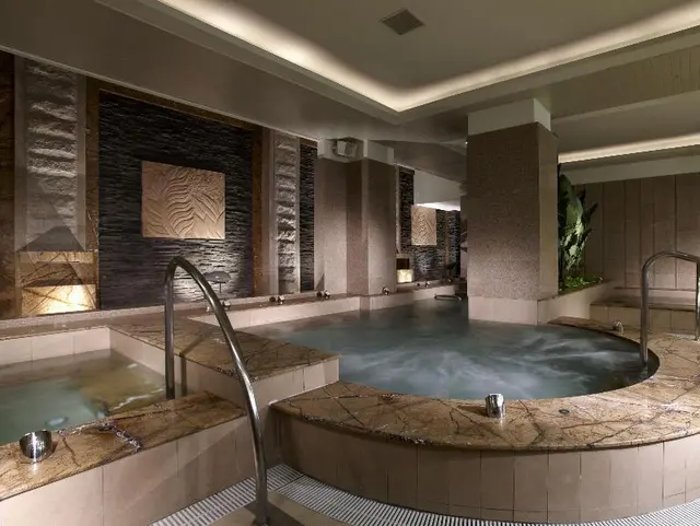 E-Da Royal Hotel