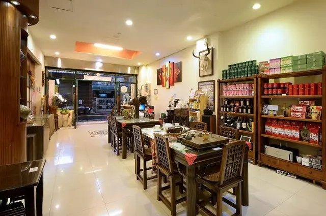 Lake View Hotel