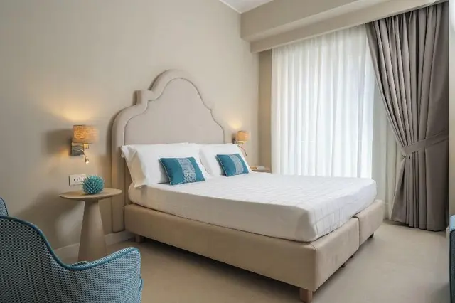 Capri Hotel