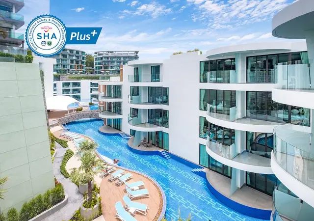 Absolute Twin Sands Resort and Spa