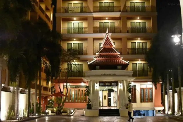Sunday Chateau En Ville - Pattaya