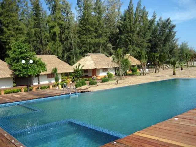 Lawana Escape Beach Resort