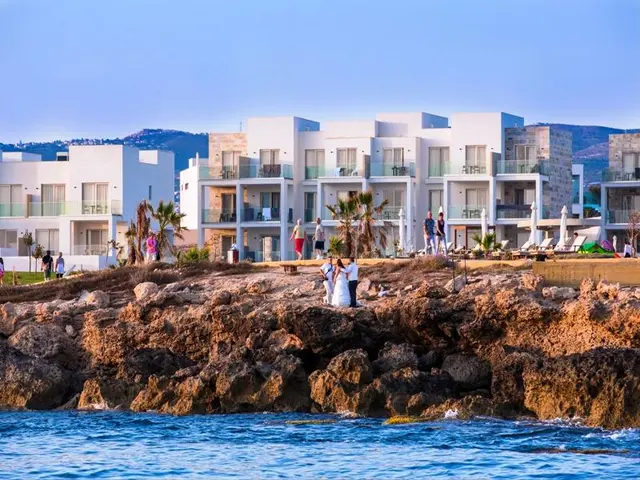 Amphora Suites