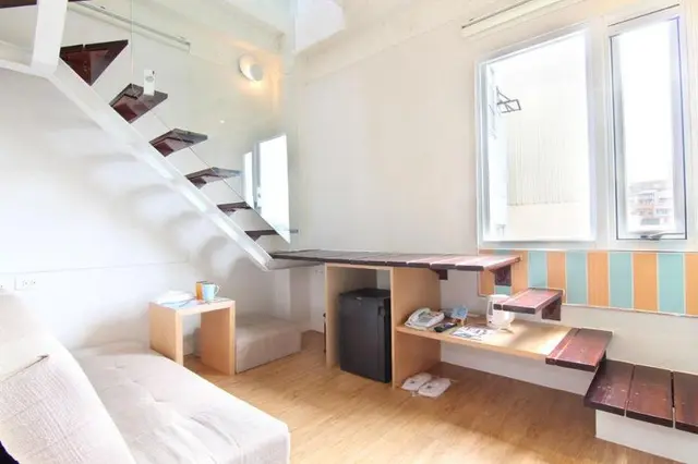 SSS Life Hotel