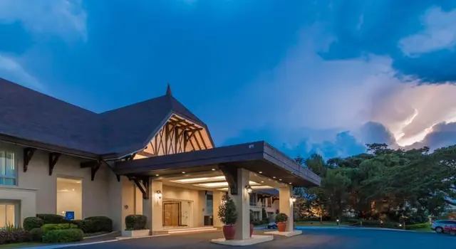 Taal Vista Hotel