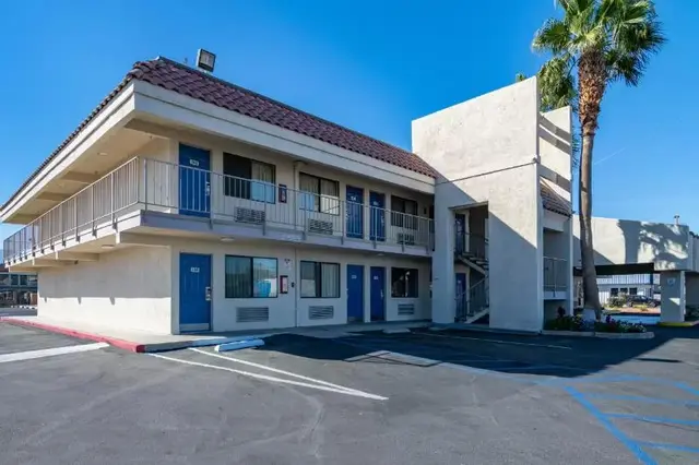 Rodeway Inn & Suites Thousand Palms - Rancho Mirag