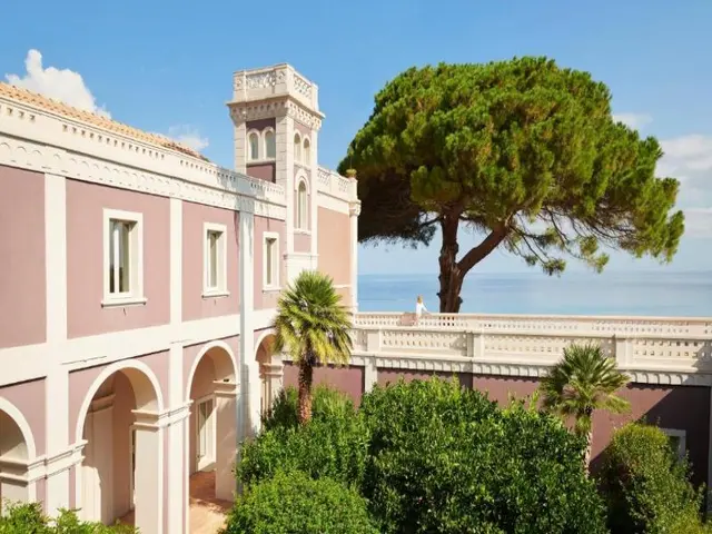 Villa Paola Hotel