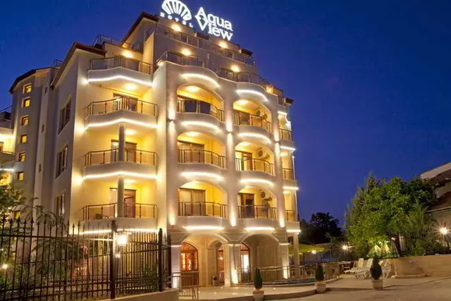 Aqua View