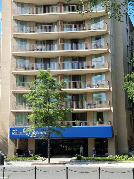 One Washington Circle
