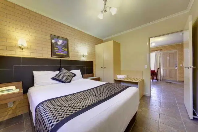 Albury Georgian Motel and Suites