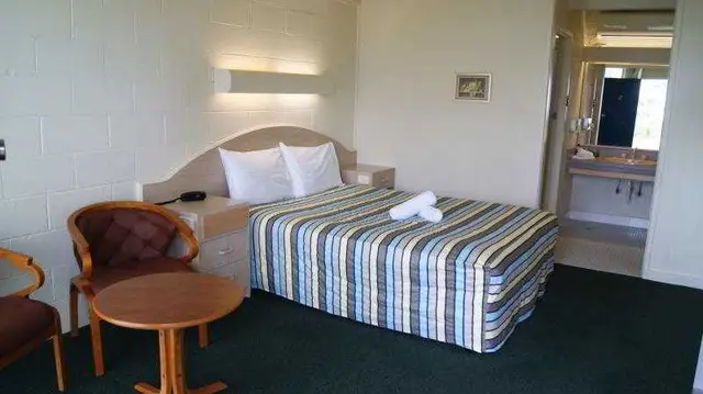 Econo Lodge Absolute Lake Entrance