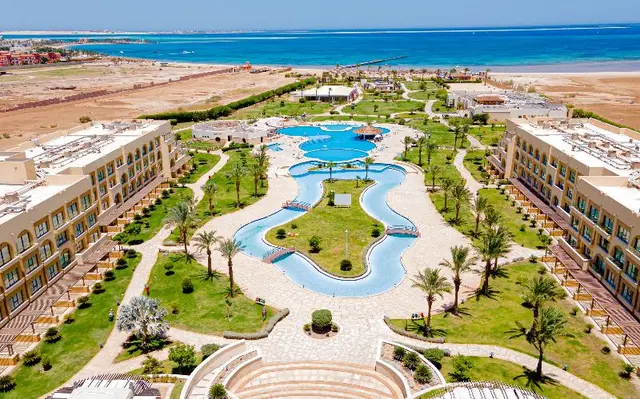 Mövenpick Waterpark Resort & Spa Soma Bay