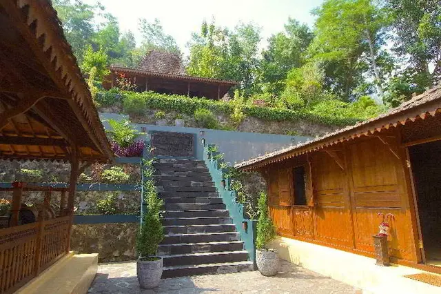 Villa Borobudur Resort