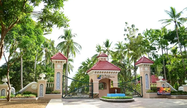 San Remigio Beach Club