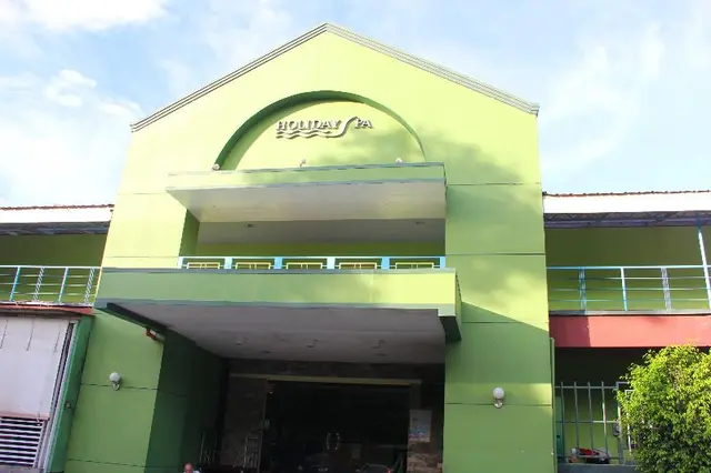 Holiday Spa Hotel