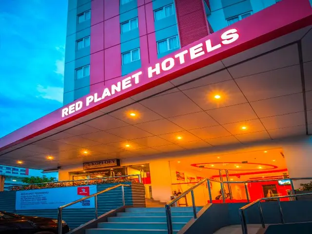 Monoloog Hotel Pekanbaru