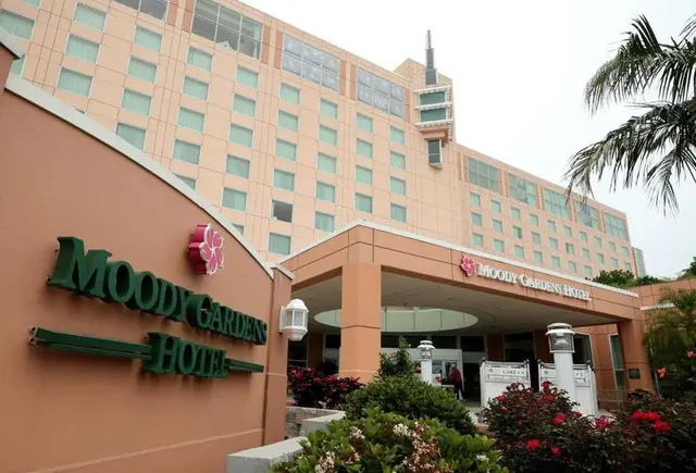 Moody Gardens Hotel & Spa Convention Center