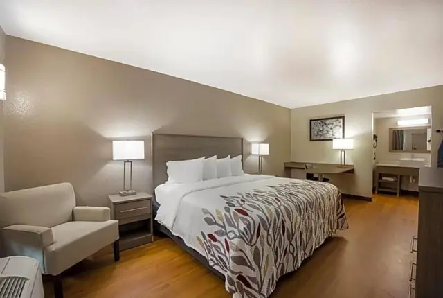 RED ROOF INN SUITES THOMASVILLE