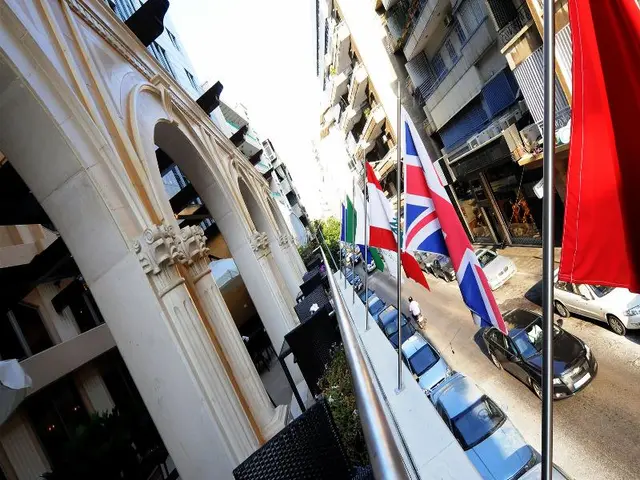 Queens Suite Hotel