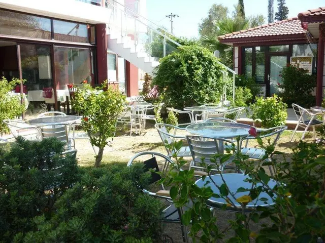 Carna Garden Hotel