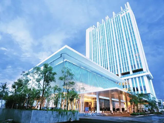 JS Luwansa Hotel And Convention Center