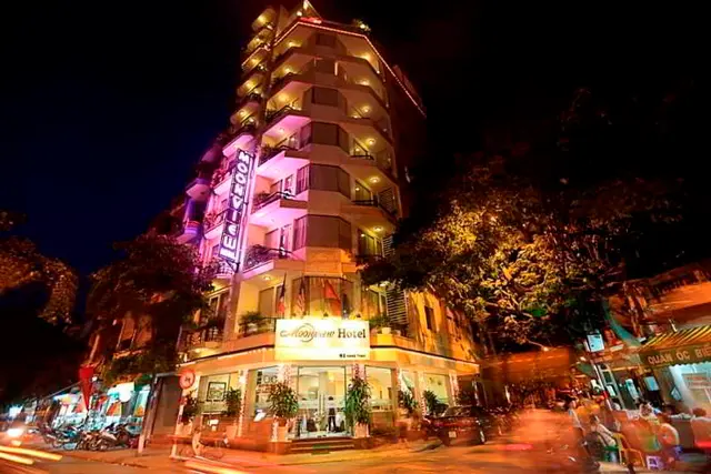 Moon View Hotel Cua Bac