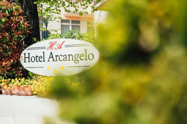 Arcangelo Roof Hotel