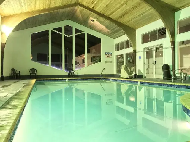 Stargazer Inn And Suites