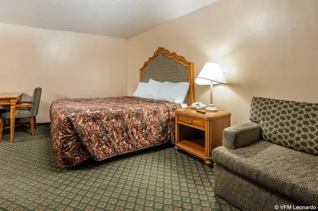 Rodeway Inn & Suites Riverton