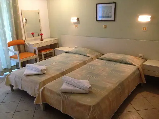 Captains Hotel