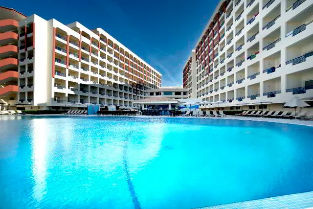 Ukino Palmeiras Village Family Resort