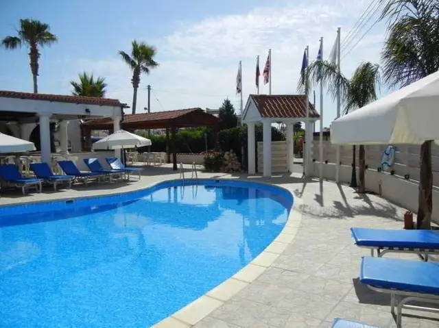Tsialis Hotel Apts