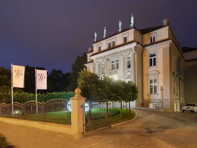 Platinum Palace Boutique Hotel & SPA