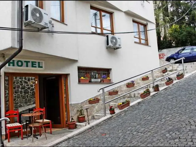 Hotel Herc