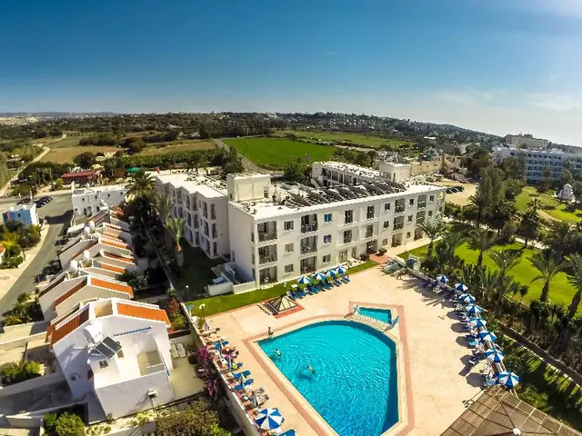Helios Bay Hotel Apts & Villas
