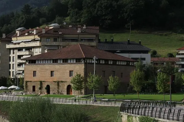 Dolarea