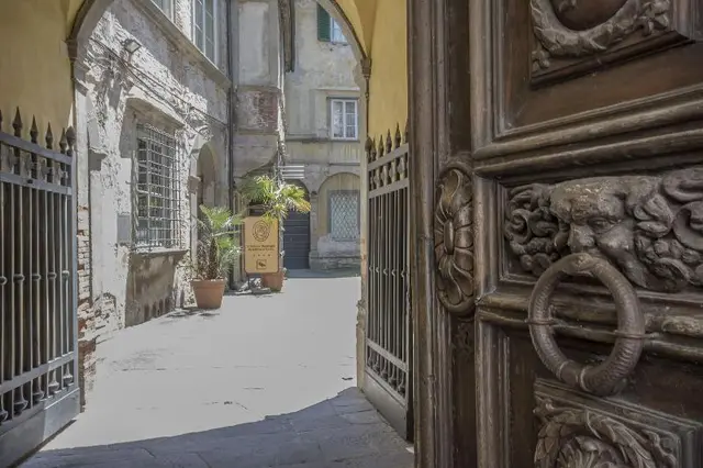 Palazzo Busdraghi, Depoca