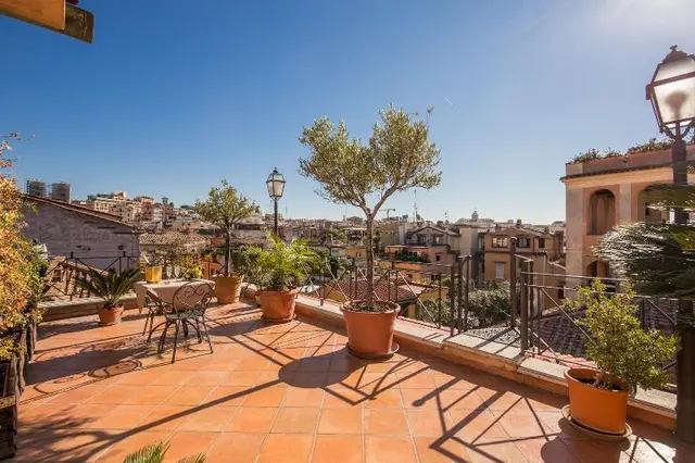 La Lumiere Di Piazza Di Spagna