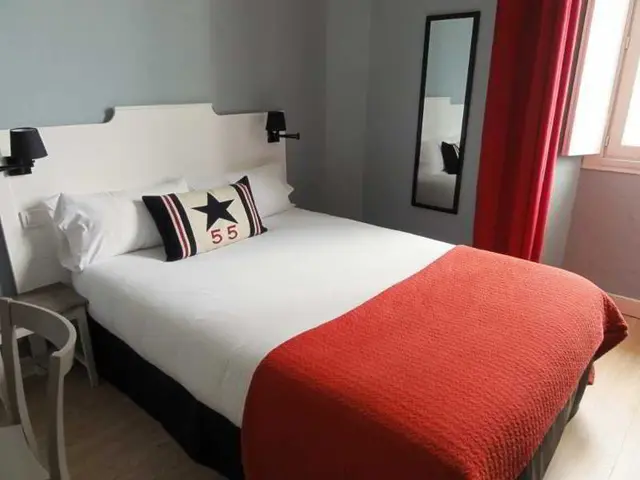 Hotel De Locean