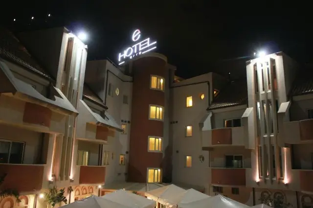 E Hotel