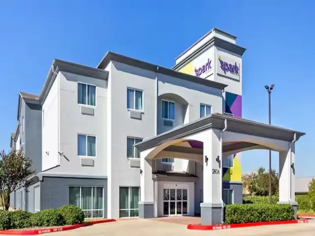 Spark by Hilton Pearland