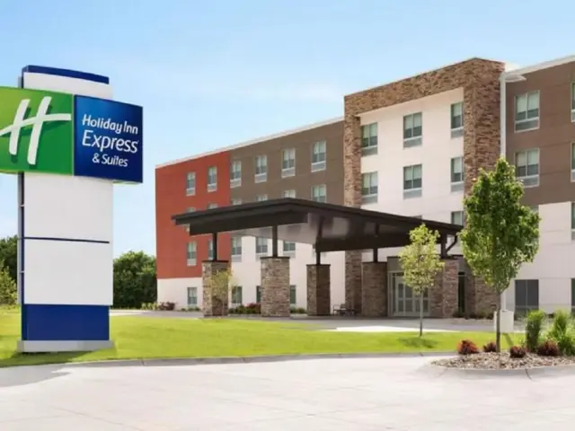Holiday Inn Express Hebron Cincinnati Airport