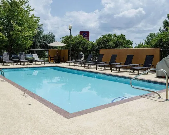 Comfort Suites Starkville