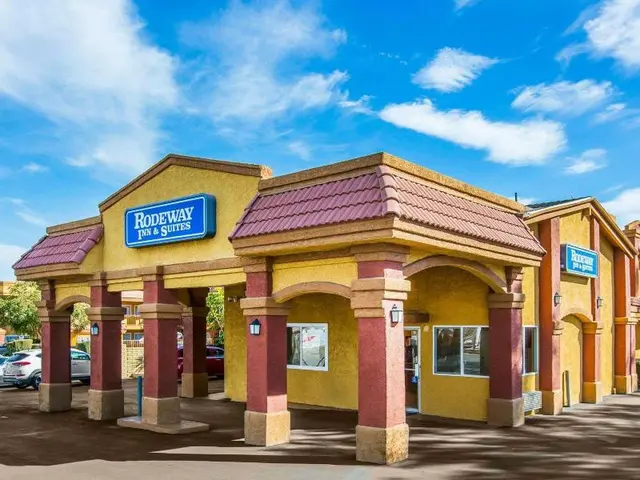 Rodeway Inn & Suites Coronado